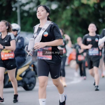Runner Photo 4118384