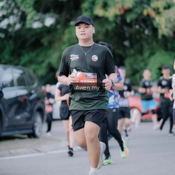 Runner Photo 4118388