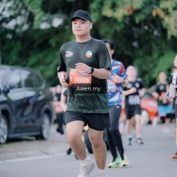 Runner Photo 4118389
