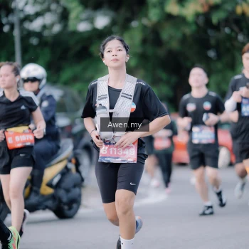Runner Photo 4118393