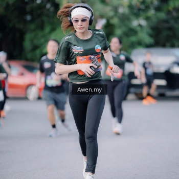 Runner Photo 4118425
