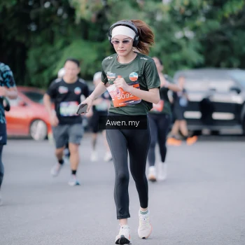 Runner Photo 4118431