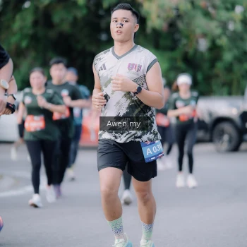 Runner Photo 4118438