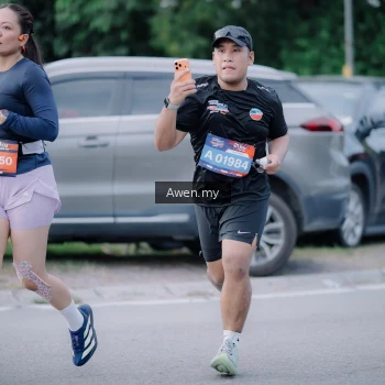 Runner Photo 4118456