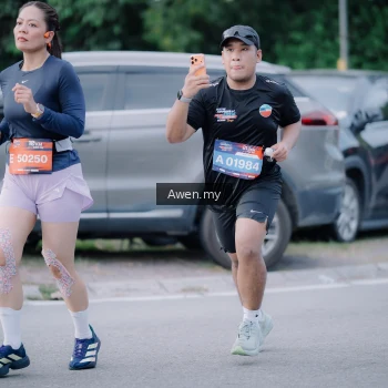 Runner Photo 4118460