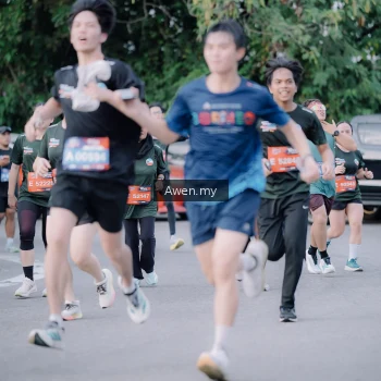 Runner Photo 4118461
