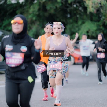 Runner Photo 4118471
