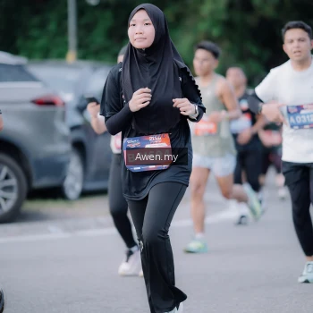 Runner Photo 4118472