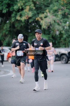 Runner Photo 4118483