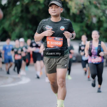 Runner Photo 4118505