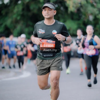 Runner Photo 4118511