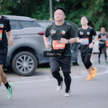 Runner Photo 4118552