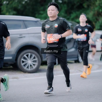 Runner Photo 4118559