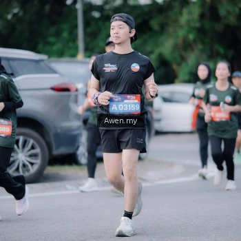 Runner Photo 4118571