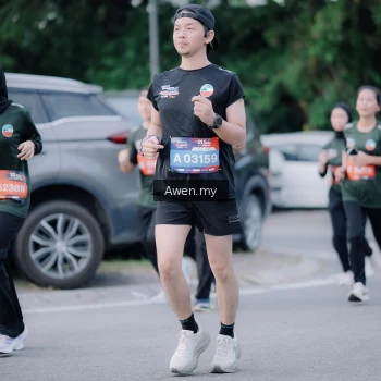 Runner Photo 4118572