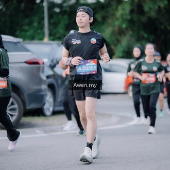 Runner Photo 4118582