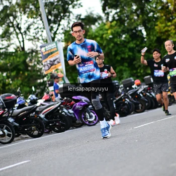 Runner Photo 4118609