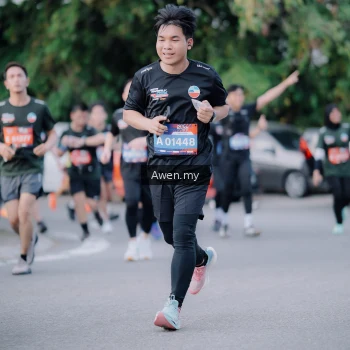 Runner Photo 4118641