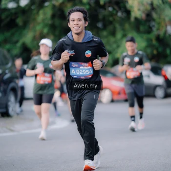 Runner Photo 4118658