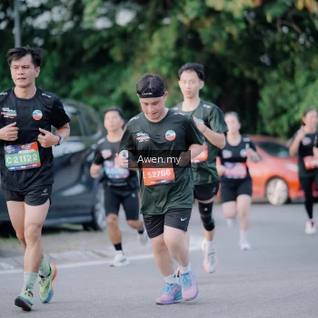 Runner Photo 4118679