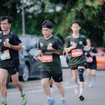 Runner Photo 4118680