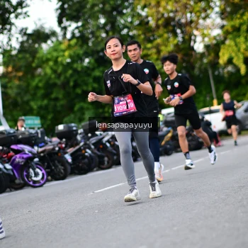Runner Photo 4118684