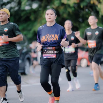 Runner Photo 4118691