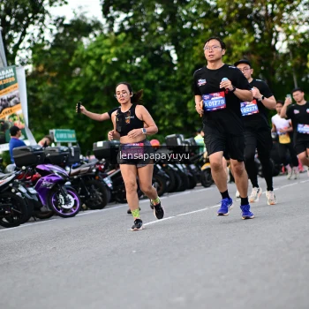 Runner Photo 4118698