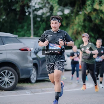 Runner Photo 4118714