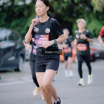 Runner Photo 4118722