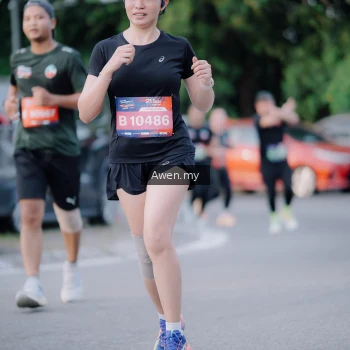 Runner Photo 4118749