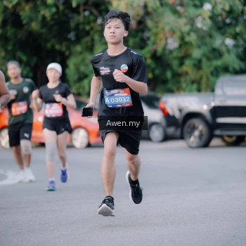 Runner Photo 4118761
