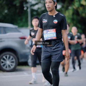 Runner Photo 4118774
