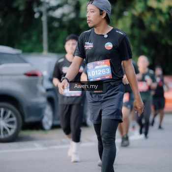 Runner Photo 4118775