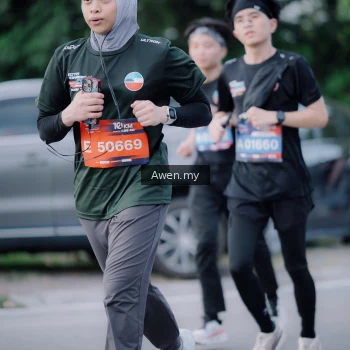 Runner Photo 4118776
