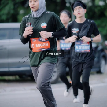 Runner Photo 4118779