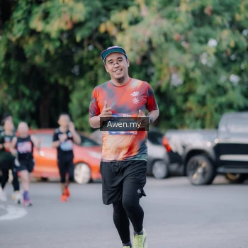 Runner Photo 4118801