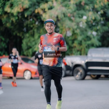 Runner Photo 4118813