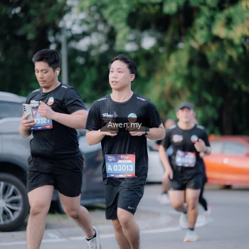 Runner Photo 4118816