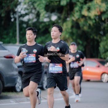 Runner Photo 4118817