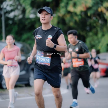 Runner Photo 4118841