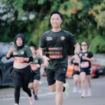 Runner Photo 4118844