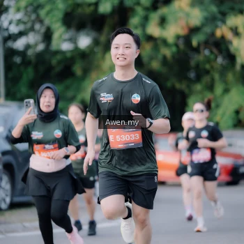 Runner Photo 4118847