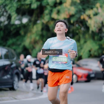 Runner Photo 4118870