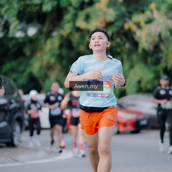 Runner Photo 4118872