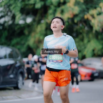 Runner Photo 4118874