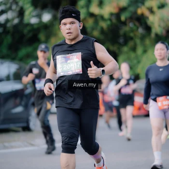 Runner Photo 4118912