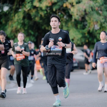 Runner Photo 4118915