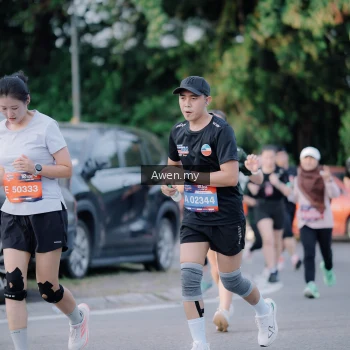 Runner Photo 4118920