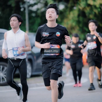 Runner Photo 4118925